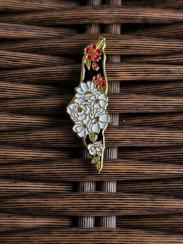 Palestine poppy brooch/pin